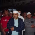 Bupati Karimun Aunur Rafiq menemui para pedagang menyelesaikan kisruh pembangunan lapak bazar di depan Pasar Puan Maimun. (foto: jurnalterkini.id/yogi