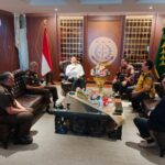 Kejagung RI Burhanuddin saat menerima audiensi pengurus SMSI pusat 3311