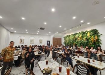IDX Kepri dan Mirae Asset Sekuritas Ajak Generasi Muda Melek Investasi di Aroma Signature Cafe
