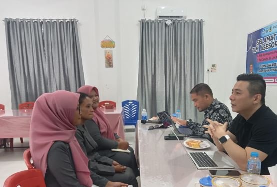 Dosen Polibatam dan UIB Turun ke Pesisir, Pastikan Mutu Sekolah di Kepri Terjaga